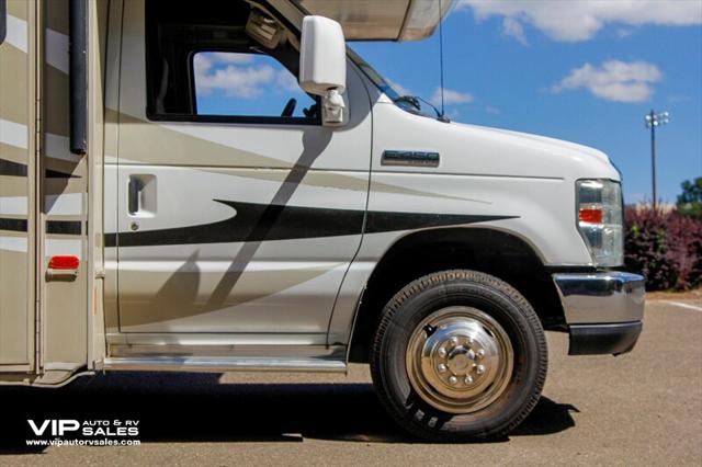 2013 Ford E-450 Cutaway Leprechaun