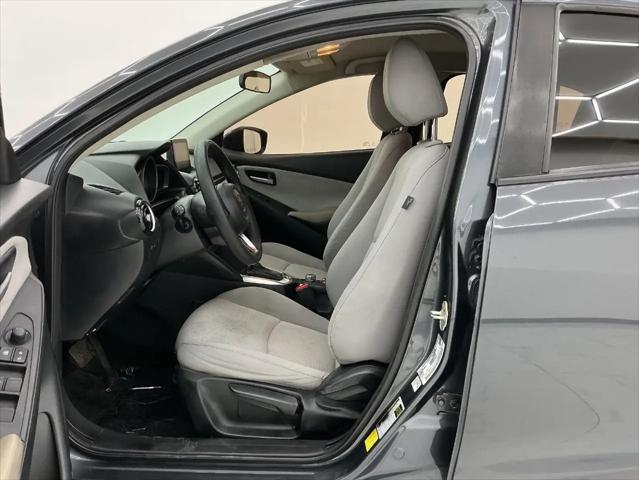 2019 Toyota Yaris L