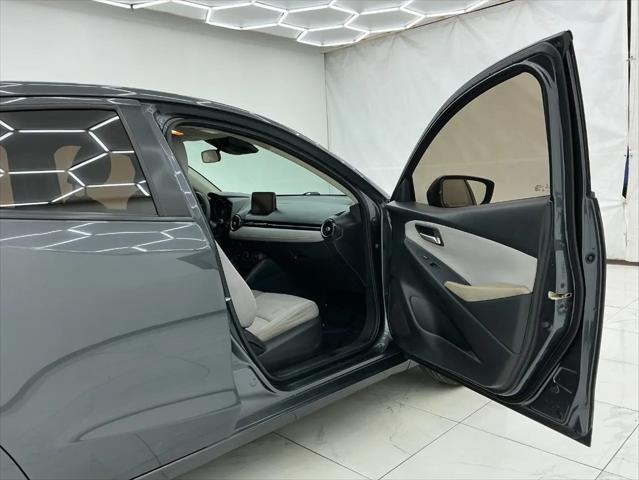 2019 Toyota Yaris L