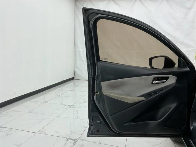 2019 Toyota Yaris L