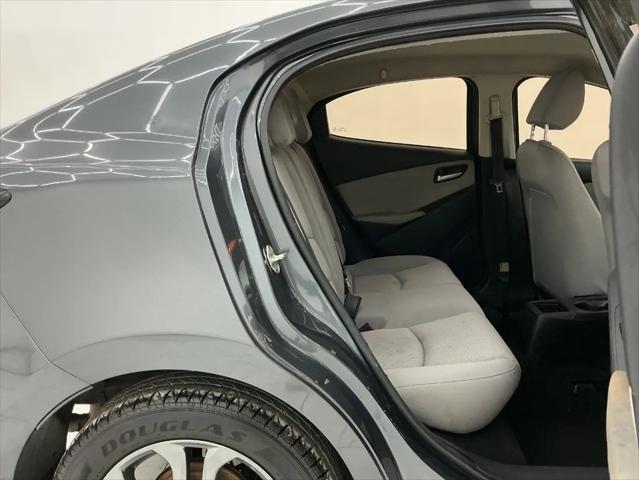 2019 Toyota Yaris L