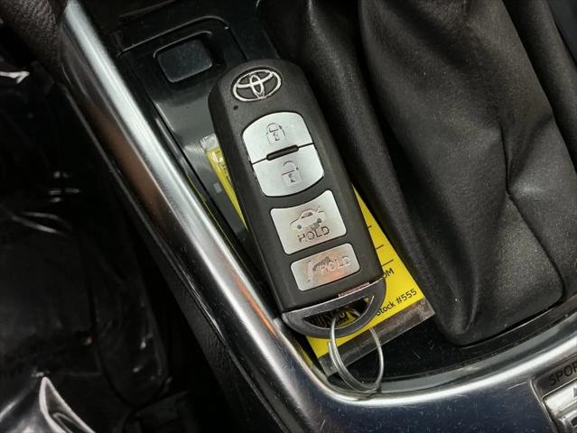 2019 Toyota Yaris L