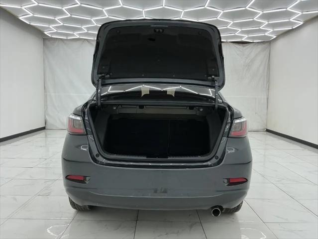 2019 Toyota Yaris L