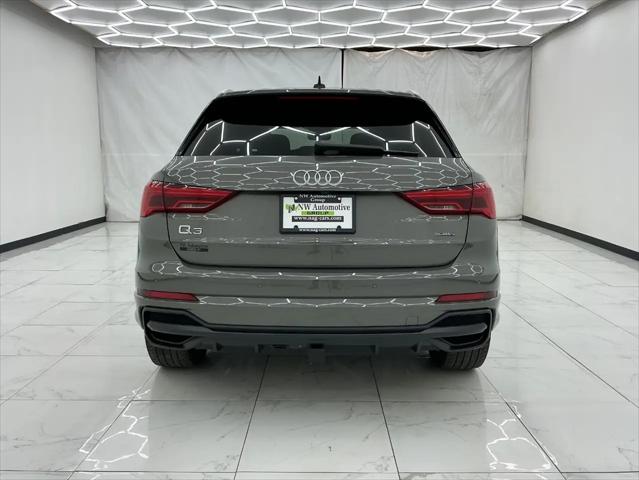 2021 Audi Q3 Premium Plus 45 TFSI S line quattro Tiptronic
