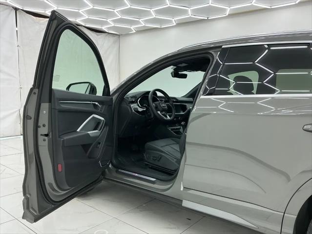 2021 Audi Q3 Premium Plus 45 TFSI S line quattro Tiptronic