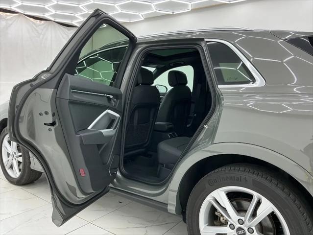 2021 Audi Q3 Premium Plus 45 TFSI S line quattro Tiptronic