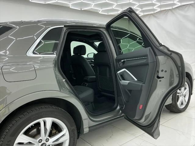 2021 Audi Q3 Premium Plus 45 TFSI S line quattro Tiptronic