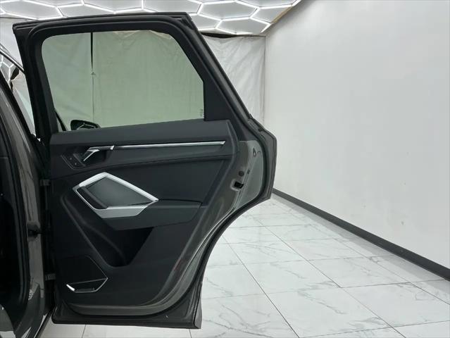 2021 Audi Q3 Premium Plus 45 TFSI S line quattro Tiptronic