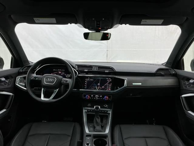 2021 Audi Q3 Premium Plus 45 TFSI S line quattro Tiptronic