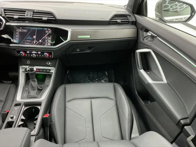 2021 Audi Q3 Premium Plus 45 TFSI S line quattro Tiptronic