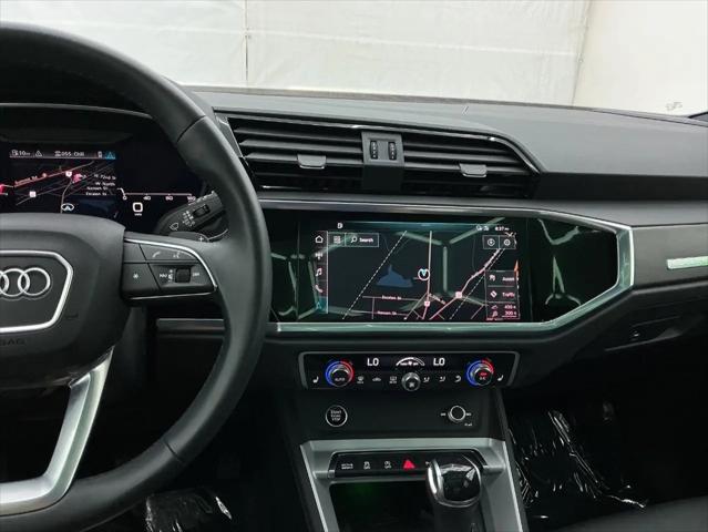 2021 Audi Q3 Premium Plus 45 TFSI S line quattro Tiptronic