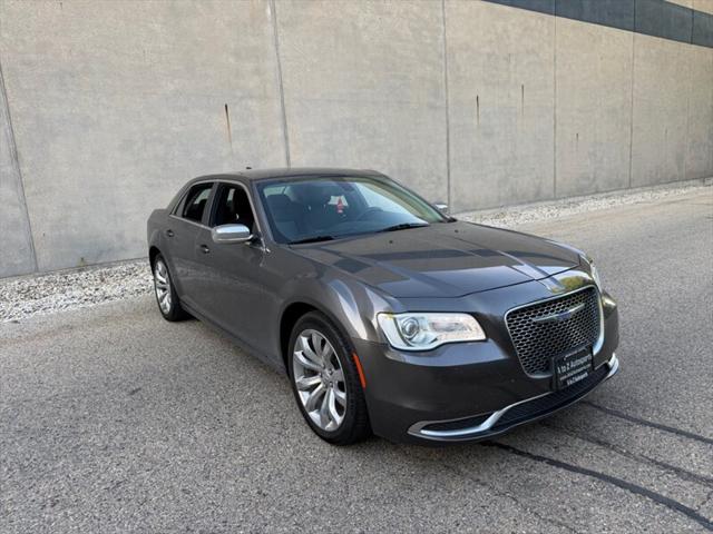 2018 Chrysler 300 Touring
