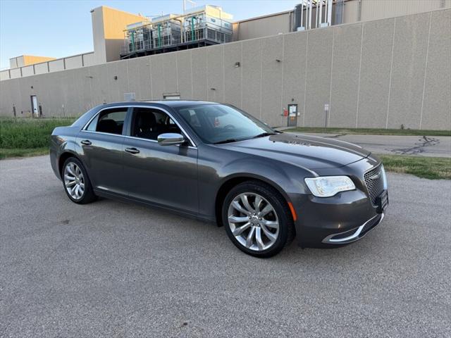 2018 Chrysler 300 Touring