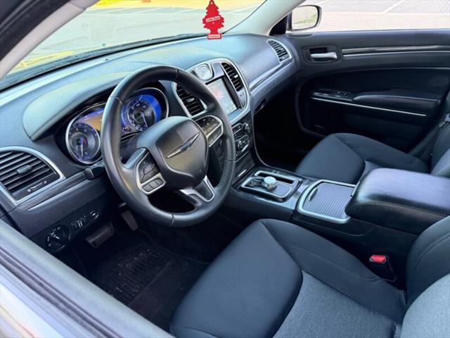 2018 Chrysler 300 Touring