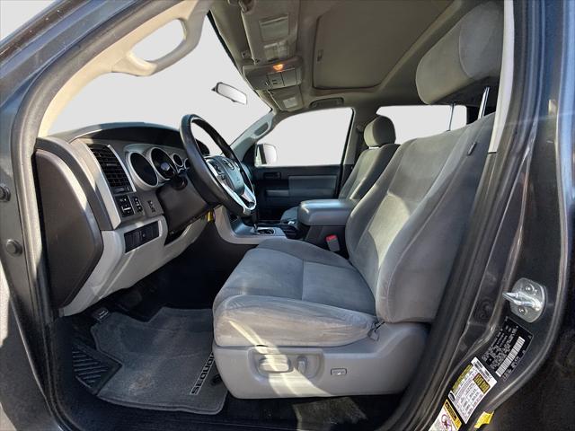 2016 Toyota Sequoia SR5 5.7L V8