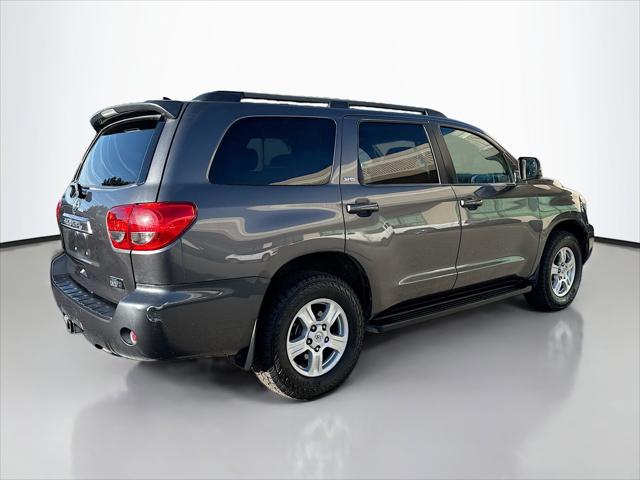 2016 Toyota Sequoia SR5 5.7L V8