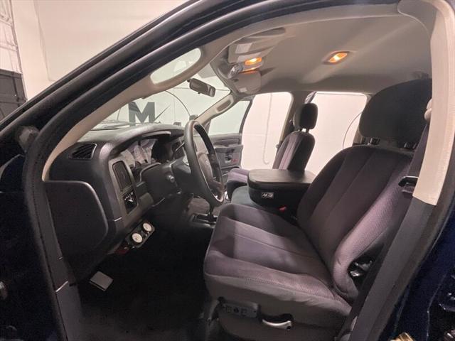 2004 Dodge Ram 3500 SLT/Laramie
