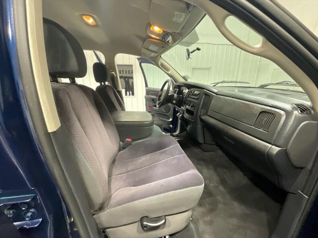 2004 Dodge Ram 3500 SLT/Laramie