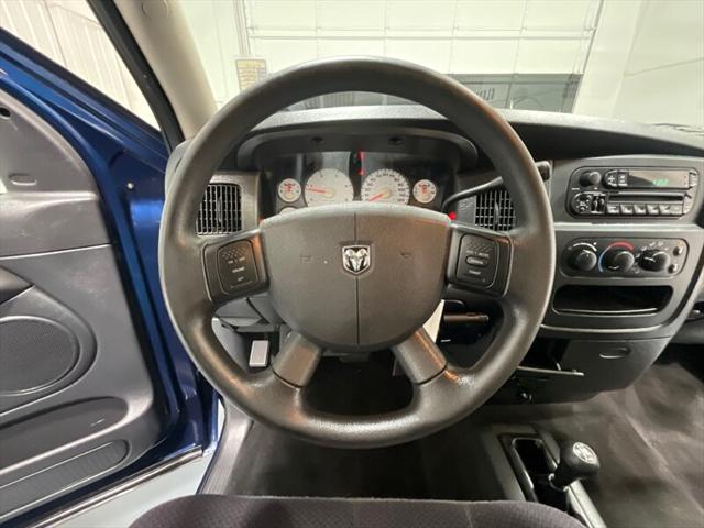 2004 Dodge Ram 3500 SLT/Laramie