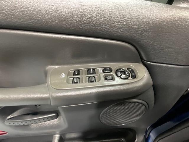 2004 Dodge Ram 3500 SLT/Laramie