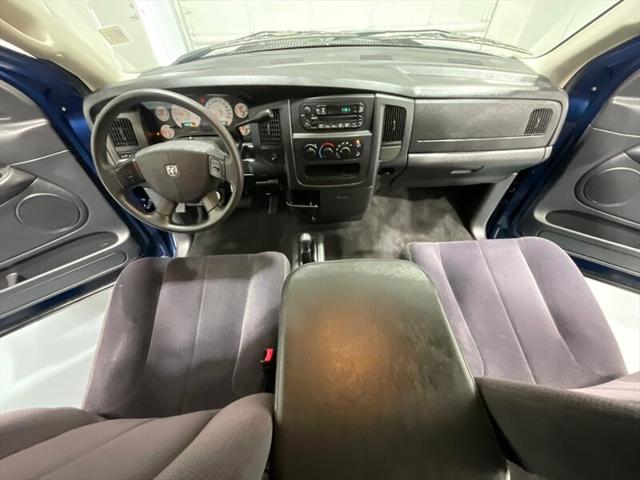 2004 Dodge Ram 3500 SLT/Laramie