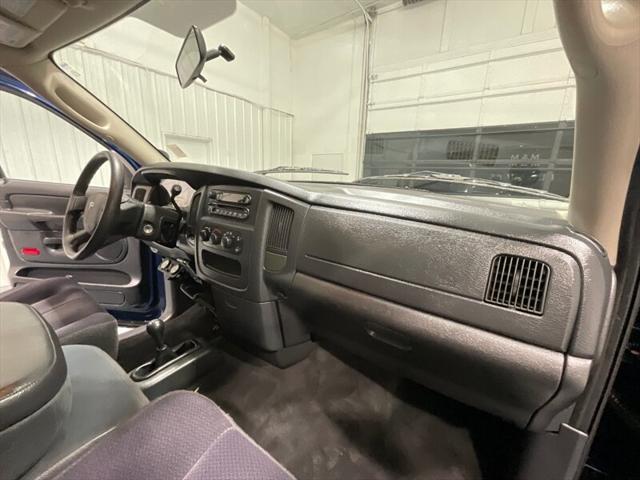 2004 Dodge Ram 3500 SLT/Laramie