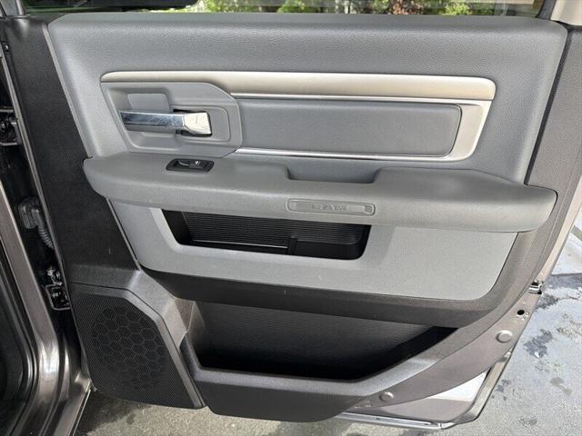 2018 Ram 1500 Big Horn Crew Cab 4x4 6'4" Box