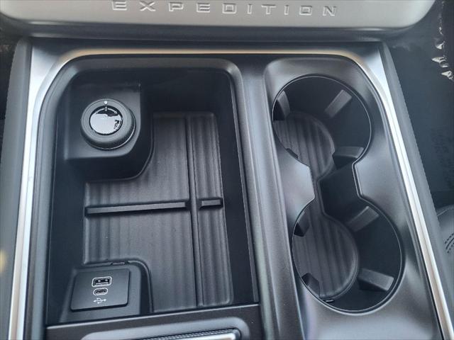 2026 Ford Expedition Max Active MAX