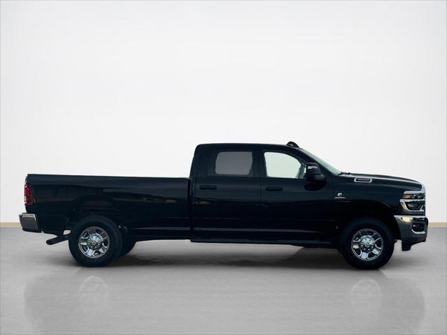 2026 Ram 3500 Tradesman Crew Cab 4x4 8' Box