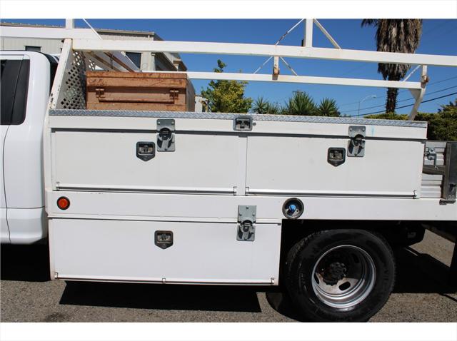 2017 Ford F-350 XL Cab  Chassis 4D