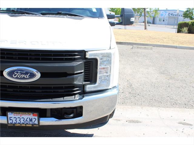 2017 Ford F-350 XL Cab  Chassis 4D