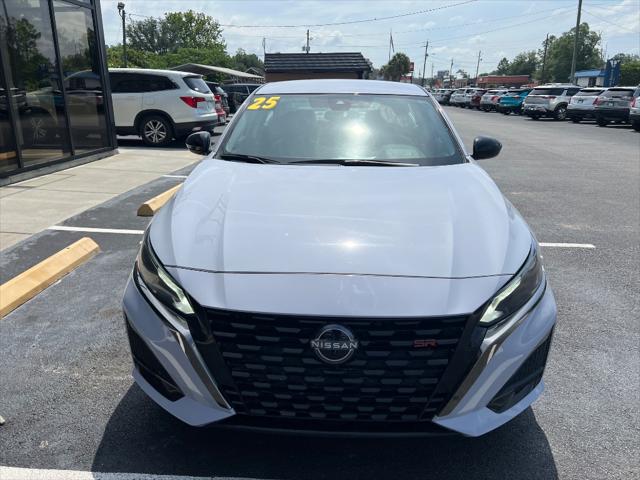 2025 Nissan Altima SR FWD