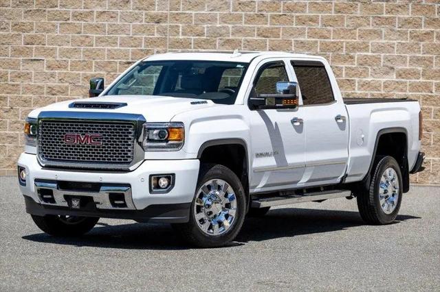 2017 GMC Sierra 2500HD Denali for sale in Sewell, NJ
