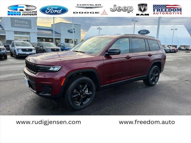2023 Jeep Grand Cherokee L Altitude 4x4 for sale in New Lisbon, WI