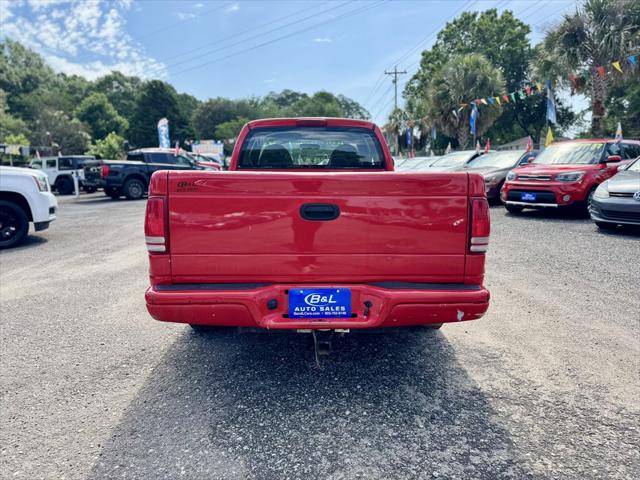 1999 Dodge Dakota Base