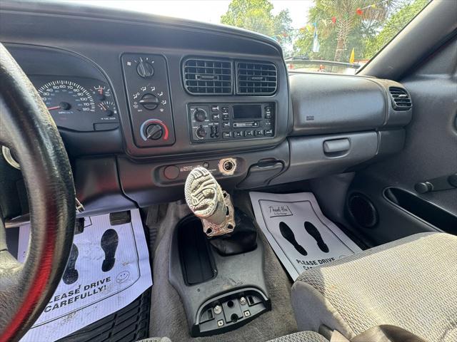 1999 Dodge Dakota Base