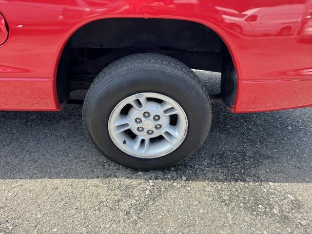 1999 Dodge Dakota Base