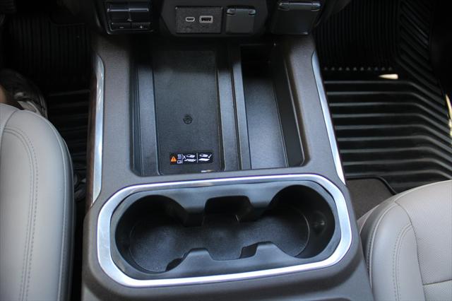 2022 GMC Sierra 1500 Limited 4WD Crew Cab Short Box SLT