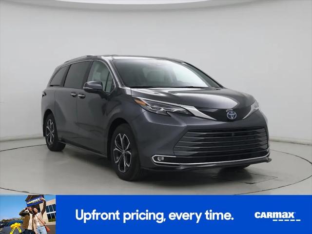 2025 Toyota Sienna Platinum for sale near Columbus, OH