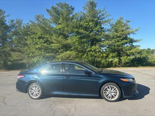 2018 Toyota Camry XLE for sale in Dover, DE
