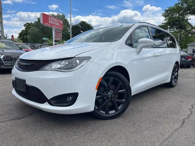 2018 Chrysler Pacifica Touring L Plus for sale in Springfield, MA