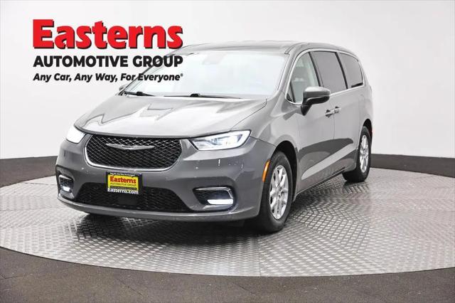 2023 Chrysler Pacifica Touring L for sale in Laurel, MD