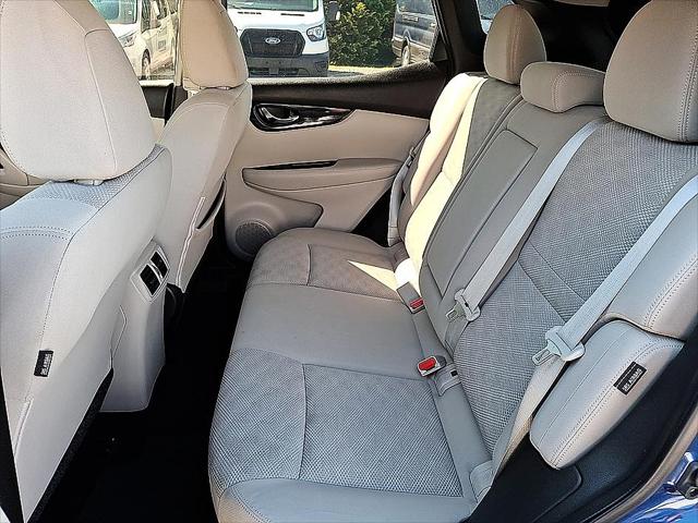 2020 Nissan Rogue Sport SV AWD Xtronic CVT