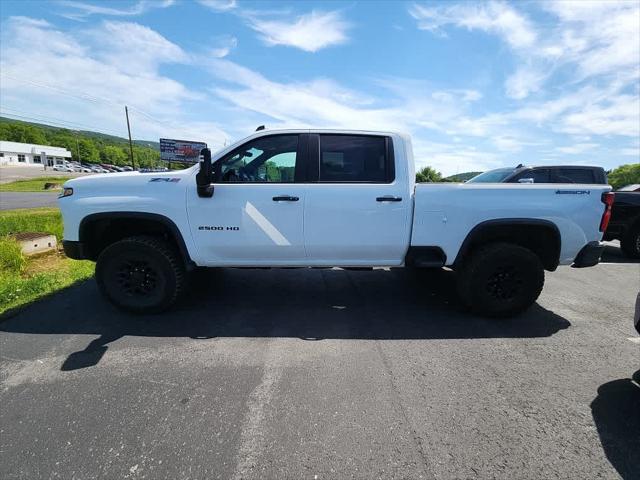 2025 Chevrolet Silverado 2500HD 4WD Crew Cab Standard Bed ZR2