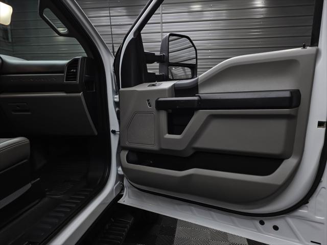 2021 Ford F-550 XL 169''WB DRW Regular Cab Service Body w/Contractor Rack