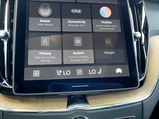 2026 Volvo XC60 Plug-In Hybrid Plus, T8 AWD Electric/Gasoline, Dark