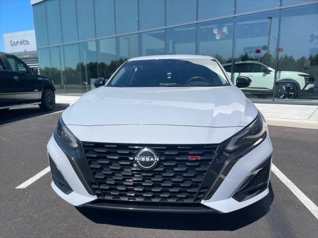 2023 Nissan Altima SR FWD