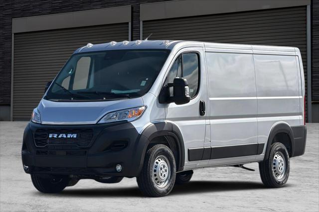2026 Ram ProMaster Cargo Van Tradesman Low Roof 136 WB w/Pass Seat
