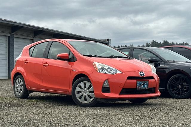 2014 Toyota Prius c Three
