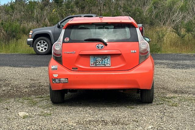 2014 Toyota Prius c Three